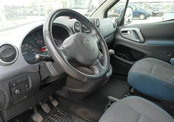 Citroen Berlingo cena 15900 przebieg: 293000, rok produkcji 2008 z Warszawa małe 121